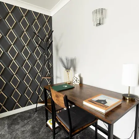 Woodfield Road - 2 Bed In With Spacious Garden & Hot Tub Hire Nyaraló Harrogate