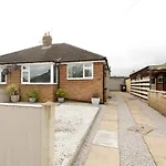 Woodfield Road - Two Bed In With Cosy Living Fire. بيت للعطل هاروغايت