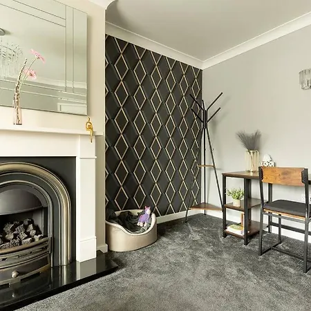 Holiday home Woodfield Road - Two Bed In With Cosy Living Fire.
