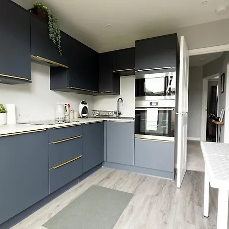 Woodfield Road - Two Bed In With Cosy Living Fire. Nyaraló