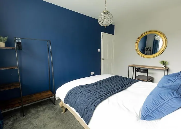 Holiday home Woodfield Road - Two Bed In With Cosy Living Fire. *