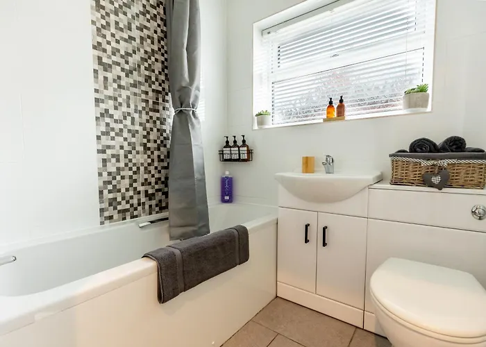 Holiday home Woodfield Road - Two Bed In With Cosy Living Fire.